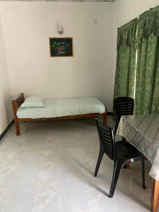 Island Breeze Inn Nilaveli Dış mekan fotoğraf