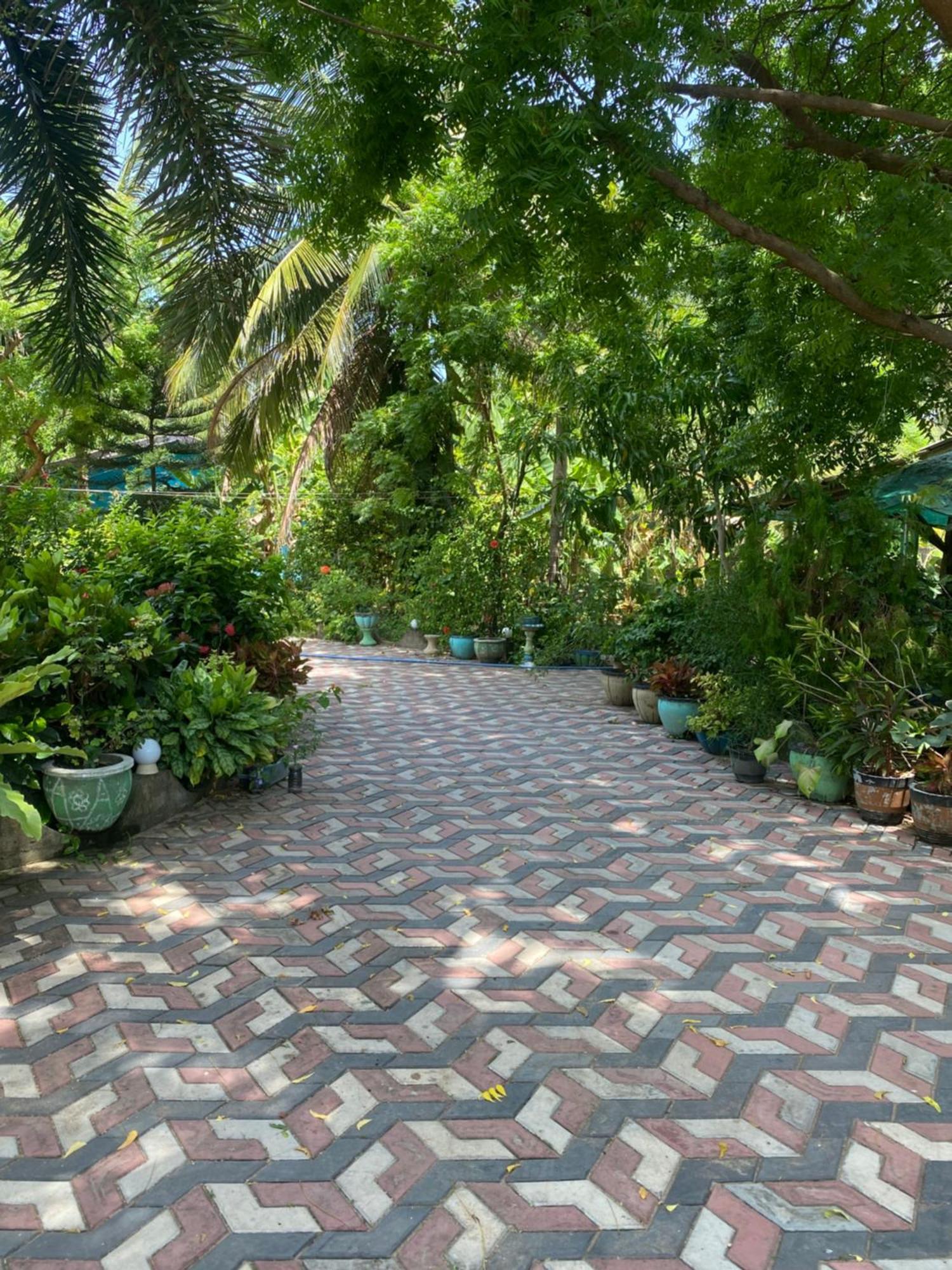 Island Breeze Inn Nilaveli Dış mekan fotoğraf